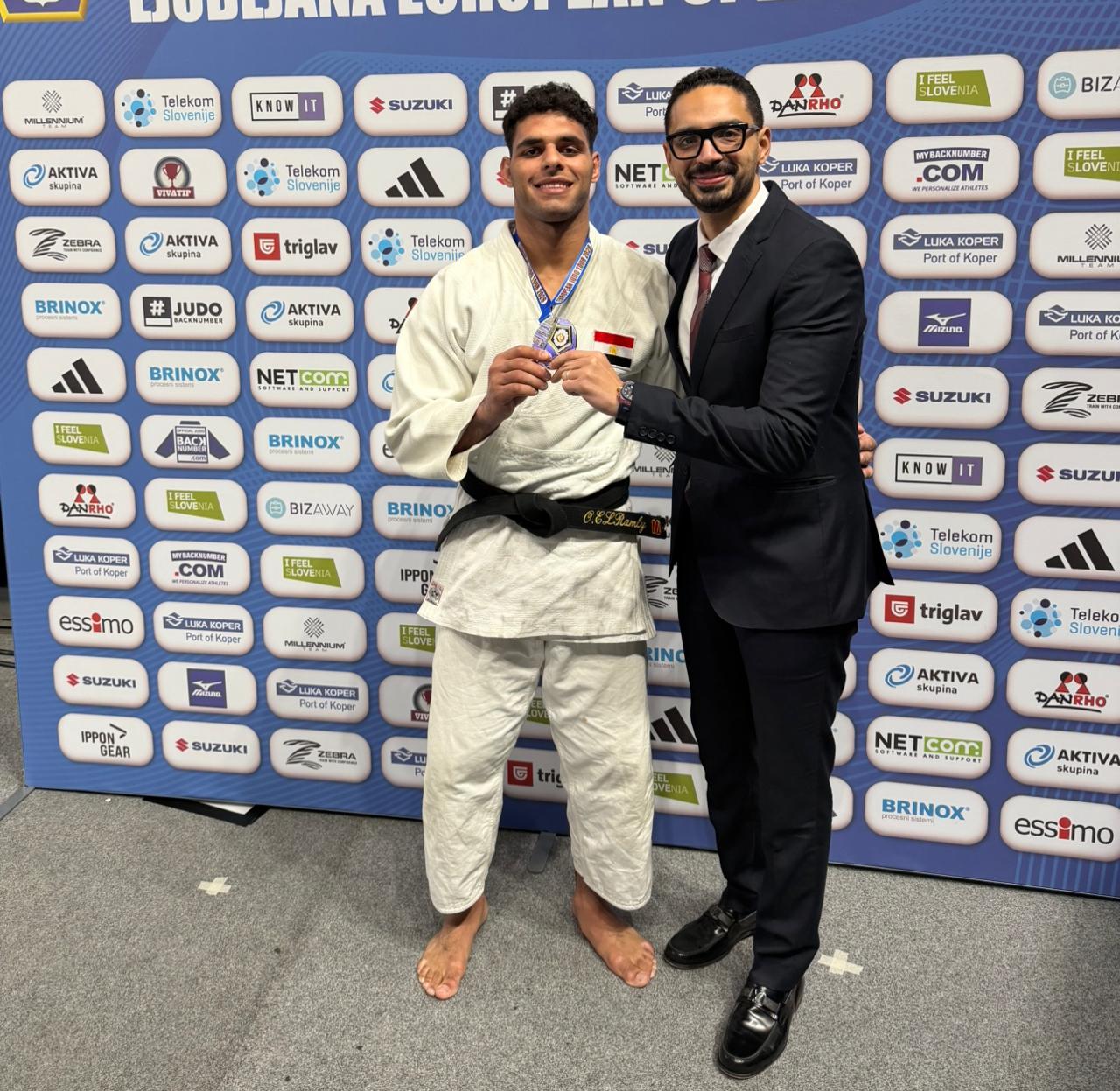 Doctype Pellentesque Pellentesque Faucibus Urna Ac Feugiat