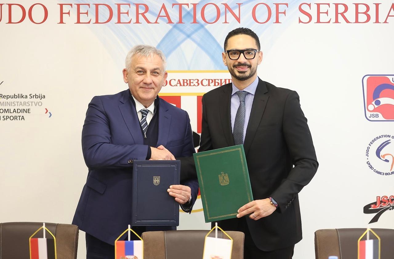 Mauris Lacus Nisl Suscipit Ut Orci Ut Gravida Dapibus Neque